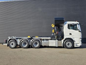 MAN TGS 35.470 8x4 / HMF 2243 Z KRAAN + HAAKARM